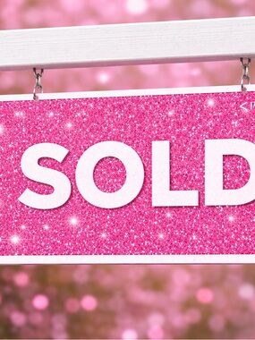 multi-coloured beaded bracelets, similar to chunky resin or gemstone set of 3